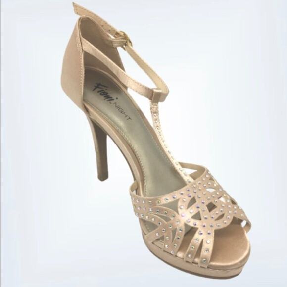 Fioni night 6.5 heels - stiletto heel creamy tan color📏heel height in pics - Picture 1 of 7
